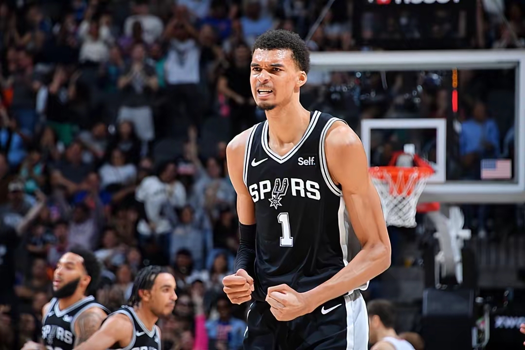 爱游戏下载-包含阿斯顿维拉国际比赛日篮板制胜,志在NBA常规赛名次提升,赛场秩序良好,团队化学反应显著的词条